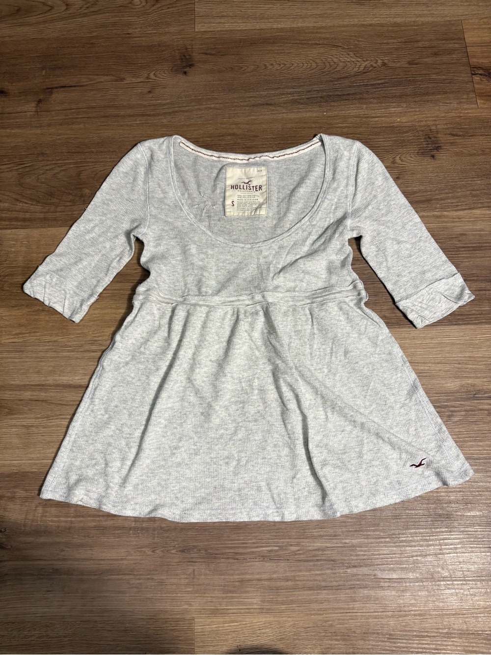 Vintage Y2K Hollister Gray Babydoll Top